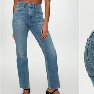 Citizens of Humanity | Daphne | Straight Leg Jeans